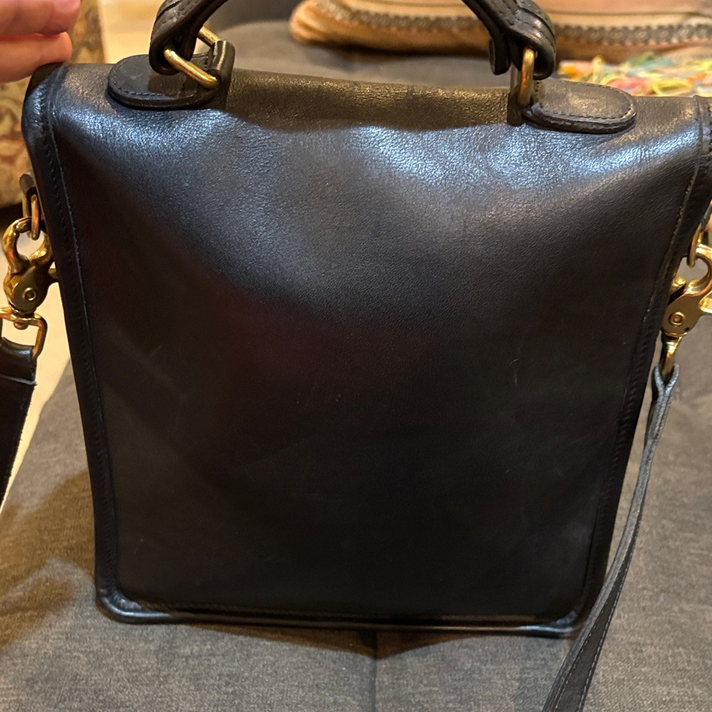 Vintage Coach Station Bag - Picture 4 of 7